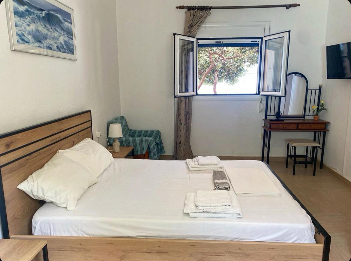 Πέτρινη Αυλή, Αρμενιστης Ικαρια Villa Арменистис Екстериор снимка